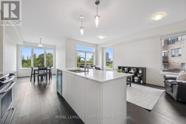 Photo - 237 Fowley Dr