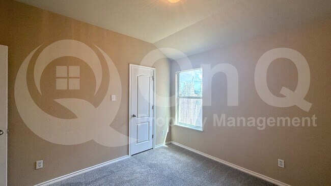 Photo - 1473 Rainbow Parke Dr