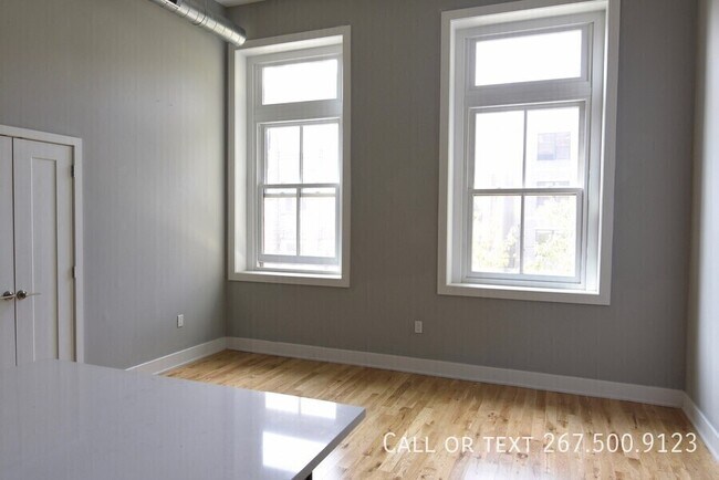 Photo - 1523 W Girard Ave Unit 201