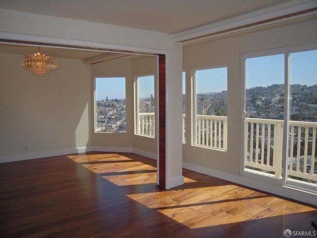 Building Photo - 168 Museum Way