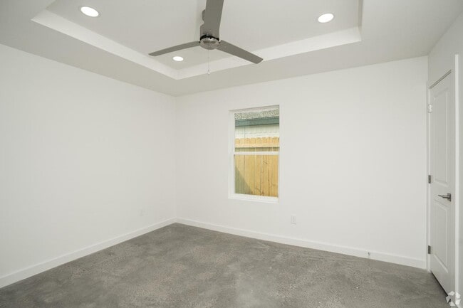 Photo - 4001 Peach Ln