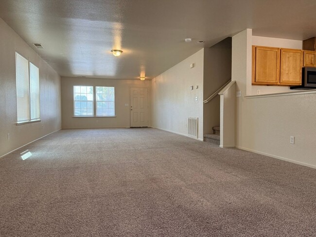 1277 Sunrise Dr