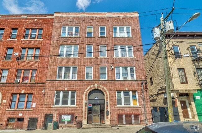 Building Photo - 192 Clinton Ave Unit 3H Rental