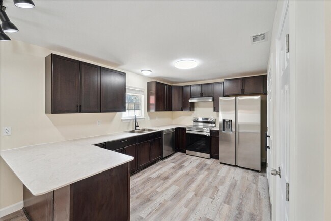 Photo - Hudson Estate