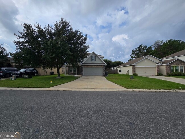 Building Photo - 110 Pine Bluff Blvd W Rental