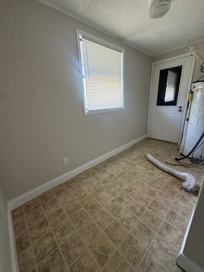 Photo - 1344 Lodge Terrace