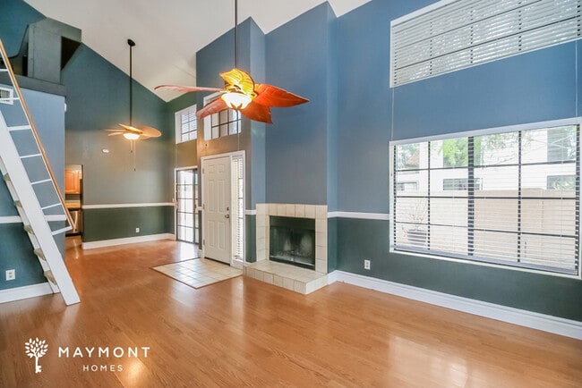 Photo - 2033 N Sunset Dr