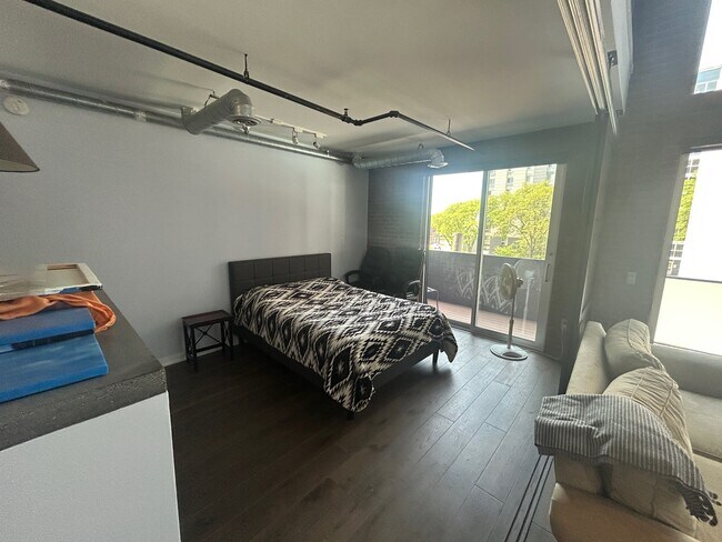 Photo - 614 S Troy St Unit 209