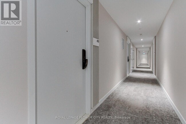 Photo - 28 Ann St Unit 411