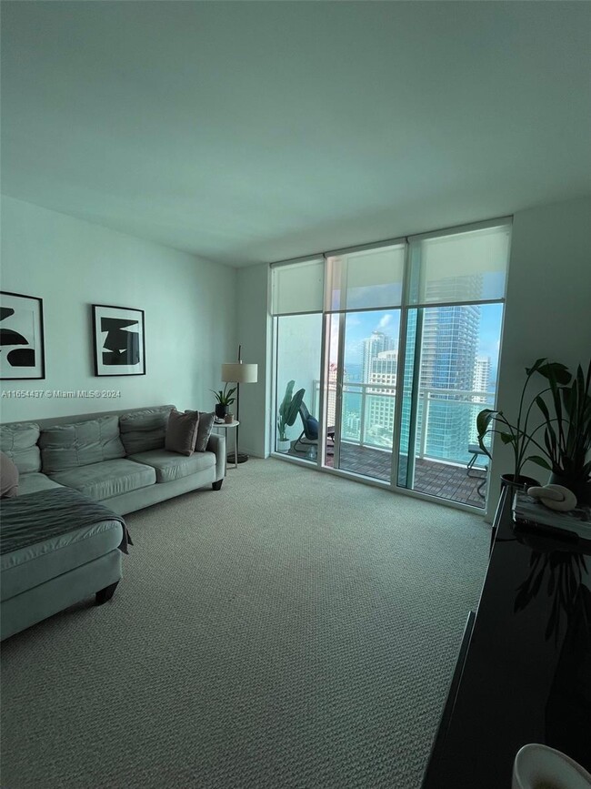 Photo - 950 Brickell Bay Dr Condo Unit 3803