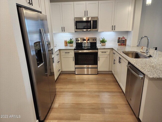 Photo - 15510 N La Cometa Ave Unit A2