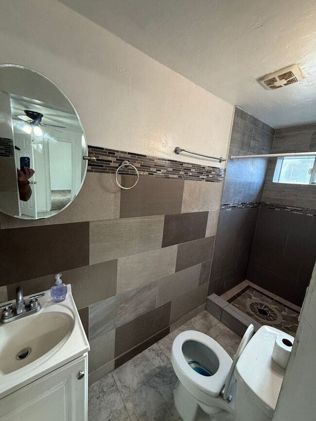 Photo - 2 Bedroom / 1 Bathroom Apartment in Madras Oregon Unit MVL 812 - #8