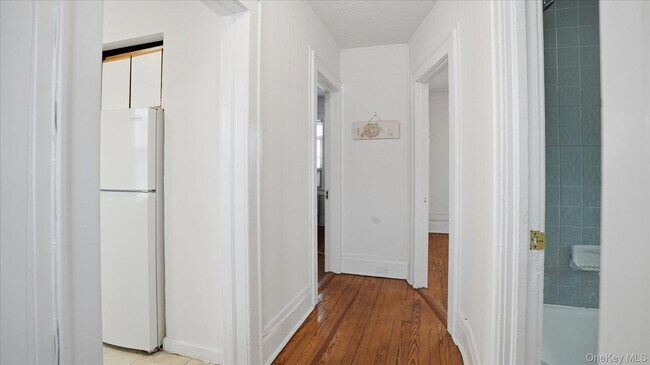 Photo - 74 Lexington Ave