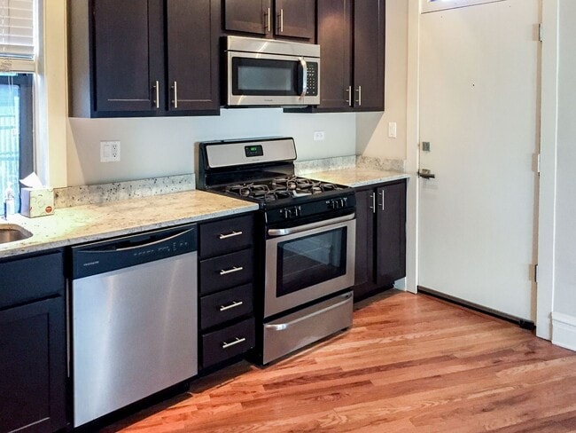 2229 W Wilson Ave Unit 2