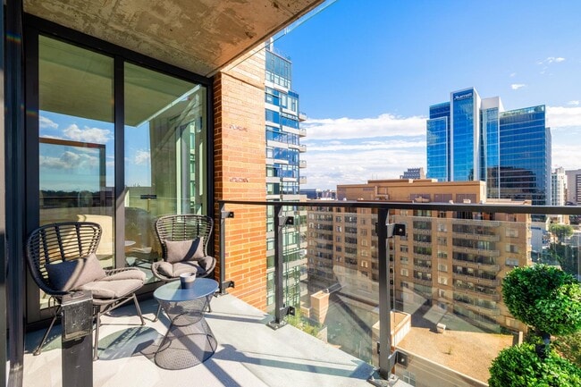 8001 Woodmont