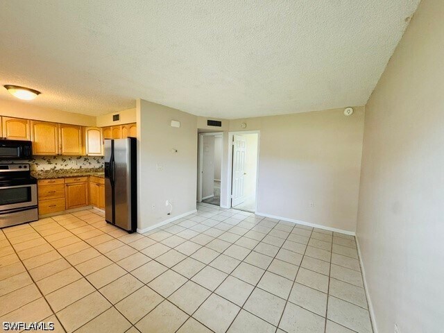 3325 Arpt Rd S Unit L3