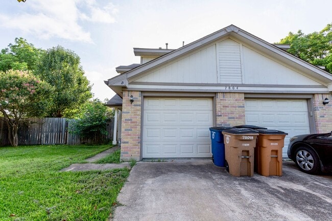 Photo - 7804 Chimayo Cove Unit B