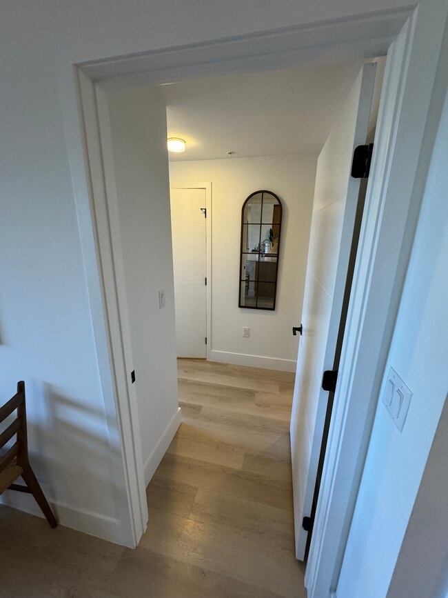 Photo - 2545 NE 183rd St Unit B2