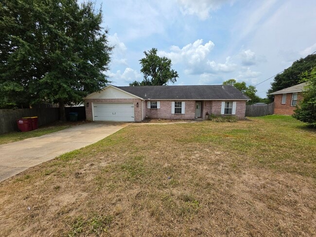 Building Photo - 404 Riverchase Blvd