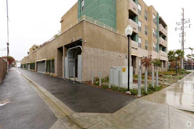 Photo - Jefferson Park Terrace