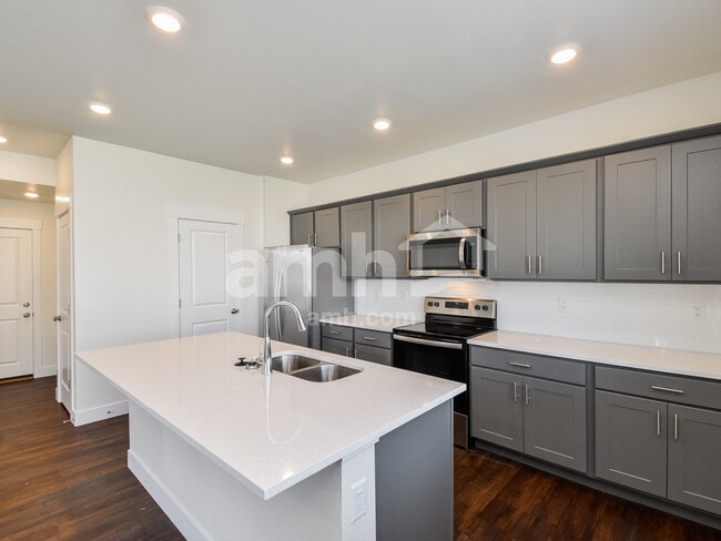 Photo - 7618 Mardale Ln