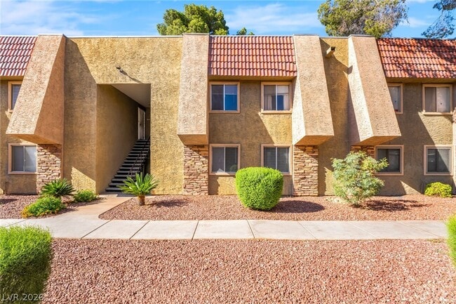 Building Photo - 5317 Indian River Dr Unit 295