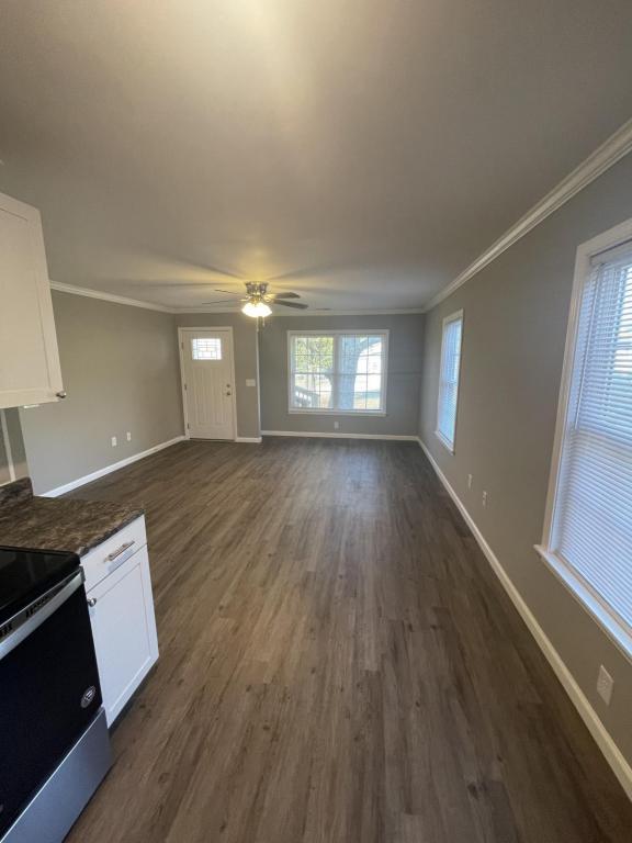 Photo - 255 Denton Ave