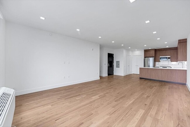 Photo - 8404 4th Ave Unidad 208