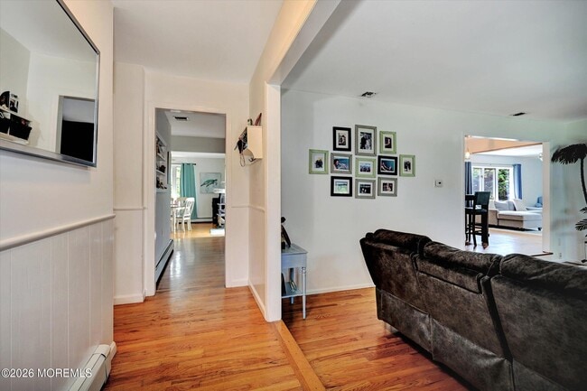 Photo - 855 Derry Dr