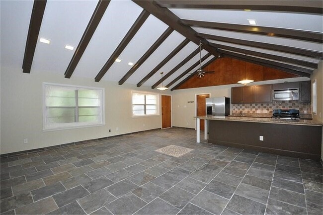 Building Photo - 4628 Roseneath Dr Rental