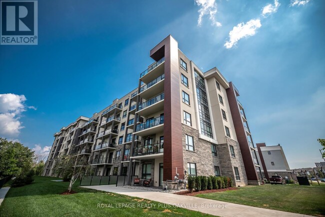 Photo - 125 Shoreview Pl Unité 214