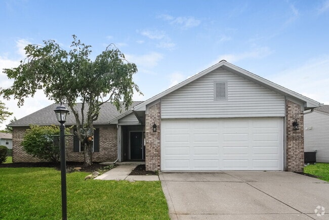 Building Photo - 7737 Blue Willow Dr Rental