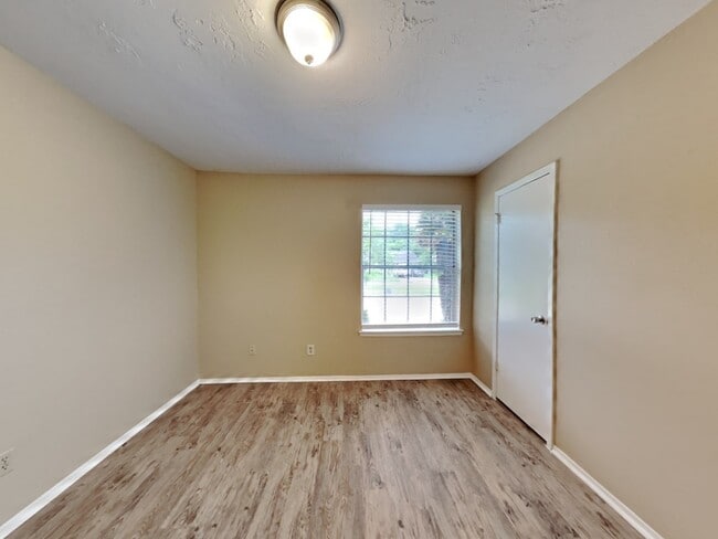 Photo - 2818 Mayflower Landing Ct