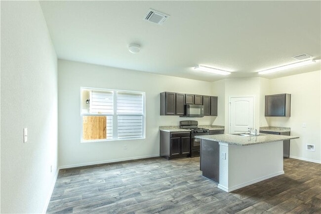 Photo - 15204 Kent Justin Dr