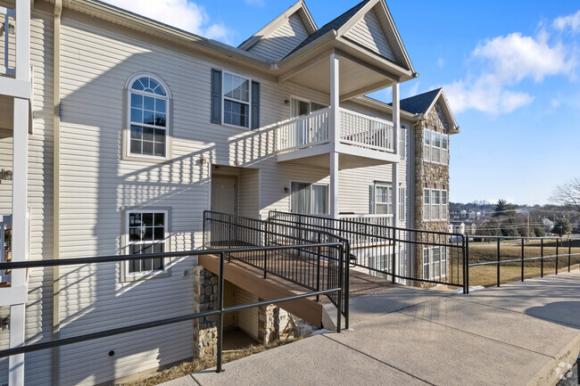 Building Photo - 240 N 2nd St Unit H Rental