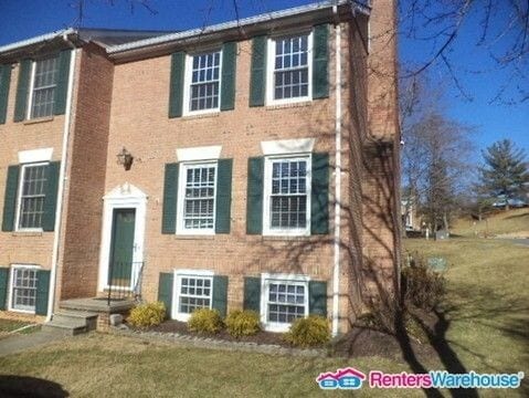 Photo - 5759 Richardson Mews Square Townhome