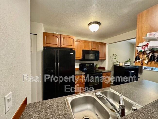 Photo - 15433 Country Club Dr Unit A 303