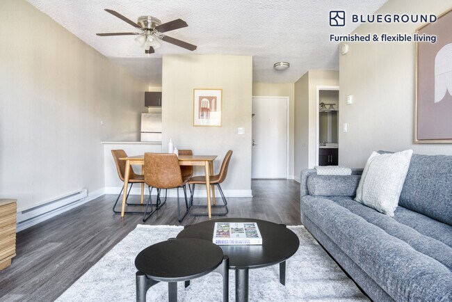 Photo - 766 Edgewater Blvd Unidad FL3-ID617