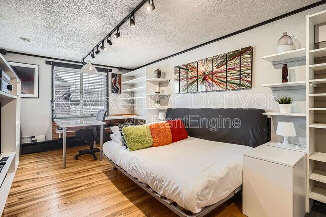 Photo - 2482 W Caithness Pl Unidad 14