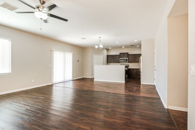 Photo - 8215 W Pueblo Ave