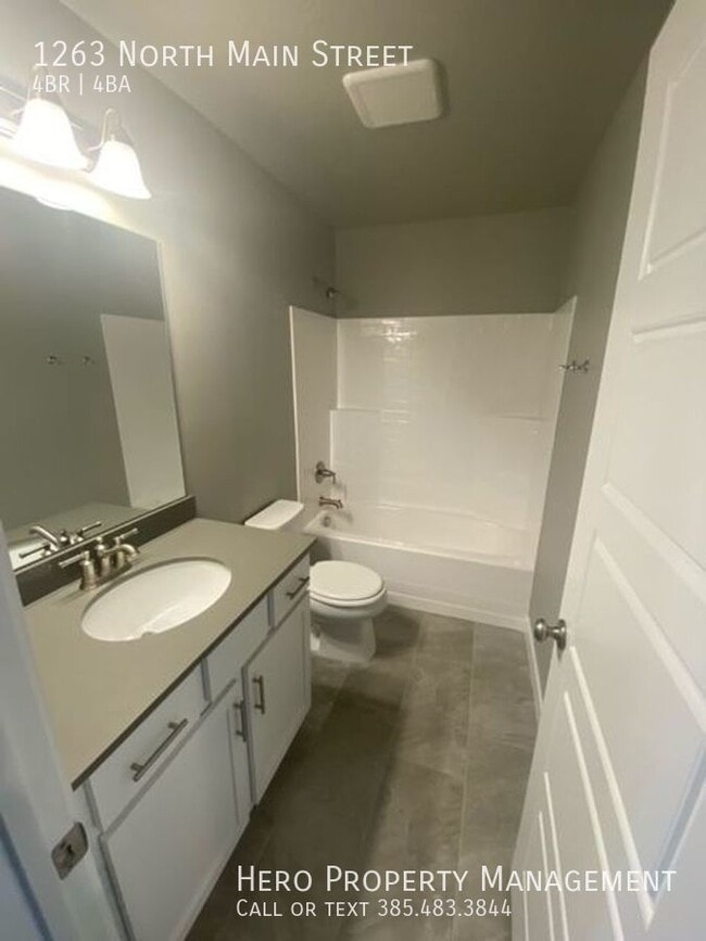 Photo - 1263 N Main St