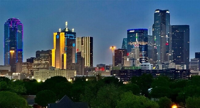 Photo - 1880 Beaumont St