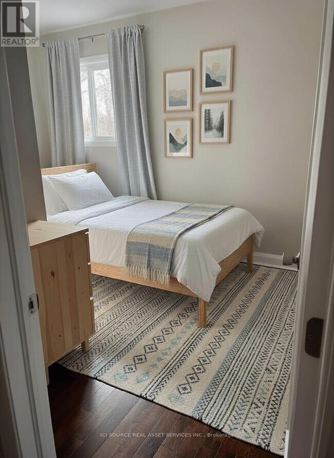 Photo - 192 Edwin St