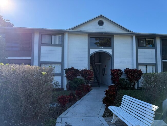 Building Photo - 15445 Lakes of Delray Blvd Unit 204