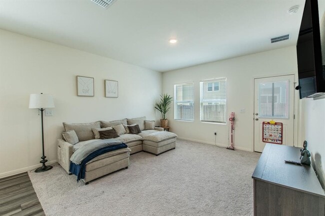 209 Dirty Harry Dr