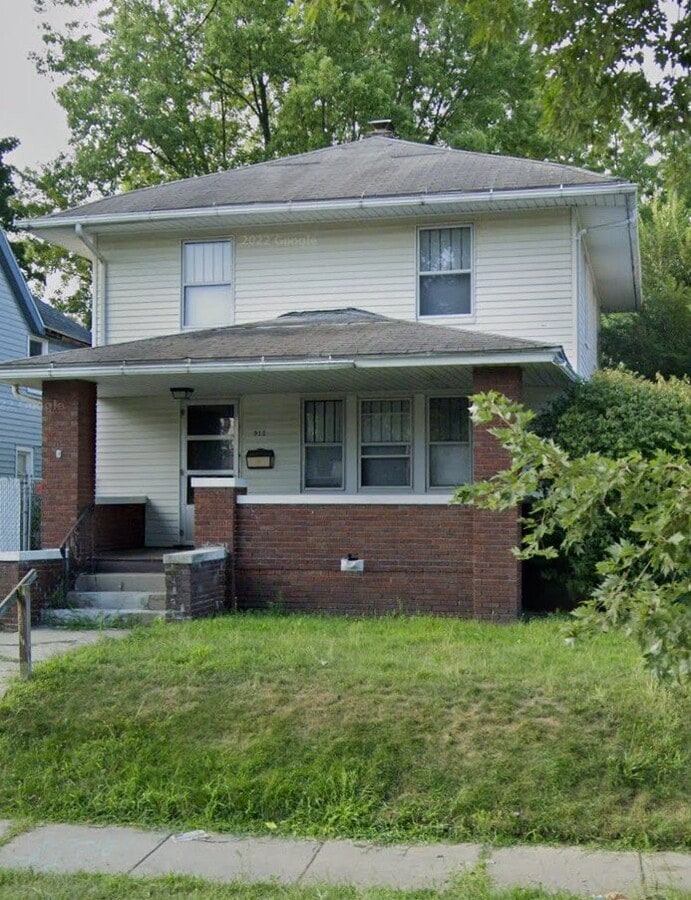 Photo - 912 E Calvert St