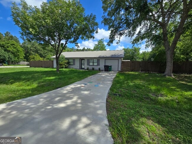 Photo - 1001 Regal Rd