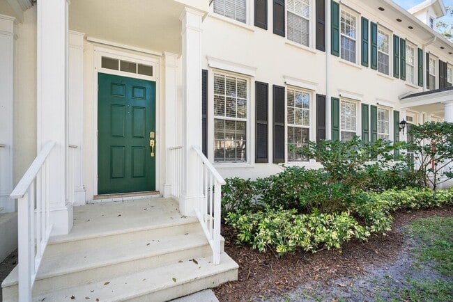 Photo - 329 Legare Ct