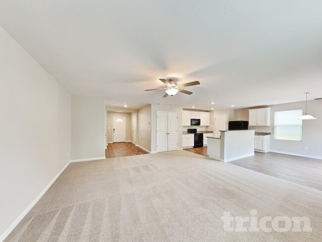 Photo - 201 Rustling Way