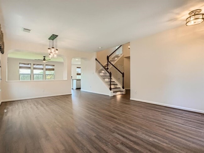 Photo - 21643 Manitou Falls Ln